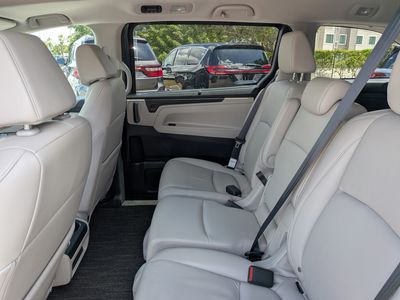 2025 Honda Odyssey - Photo 15