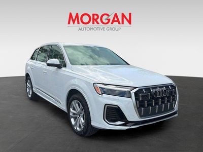2025 Audi Q7 — side profile view