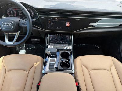 2025 Audi Q7 — photo 21 view