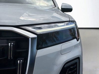 2025 Audi Q7 — photo 10 view