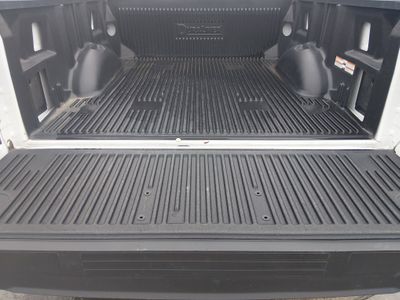 2025 Ford F-150 — photo 11 view