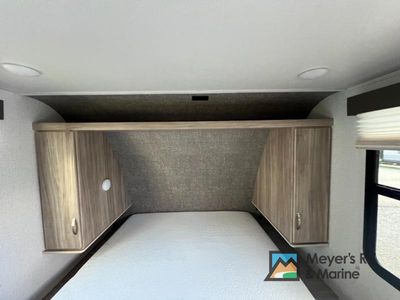 2022 Winnebago Industries Towables Micro Minnie FLX — photo 28 view