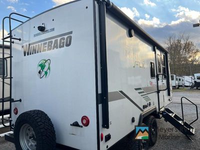 2022 Winnebago Industries Towables Micro Minnie FLX — interior view