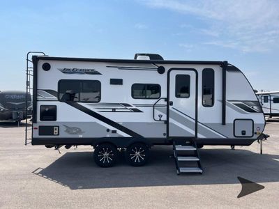 2026 Jayco Jay Feather — photo 8 view