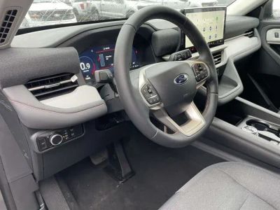 2026 Ford Explorer — photo 16 view