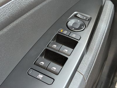 2026 Kia Sportage Hybrid — photo 28 view