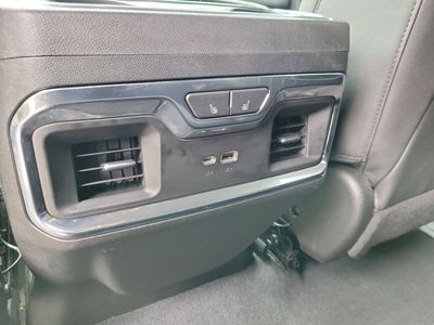 2022 GMC Sierra 1500 — photo 13 view