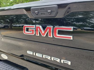 2022 GMC Sierra 1500 — photo 9 view