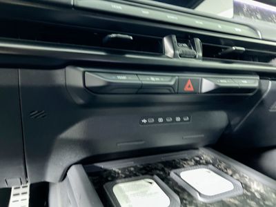 2027 Kia Telluride - Photo 23