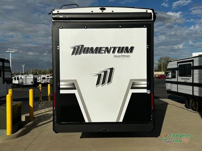 2026 Grand Design Momentum M-Class - Photo 7