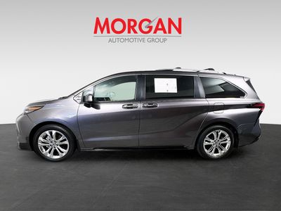 2024 Toyota Sienna - Photo 6