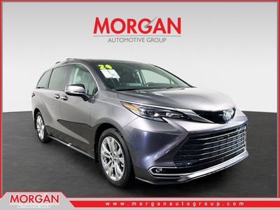 2024 Toyota Sienna - Photo 1