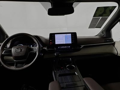 2024 Toyota Sienna - Photo 27