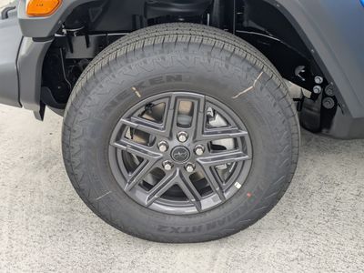 2026 Jeep Wrangler — photo 11 view