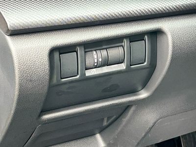 2025 Subaru Crosstrek — photo 10 view