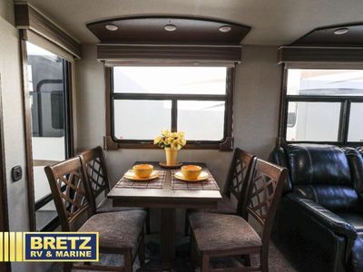 2018 Prime Time RV Crusader — photo 13 view