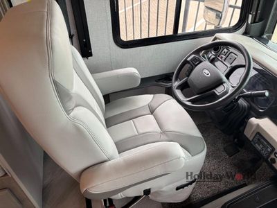 2025 Fleetwood Flex - Photo 6
