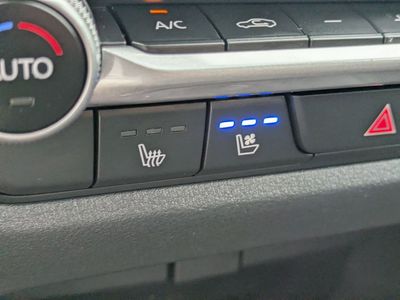 2026 Mazda CX-50 Hybrid - Photo 23