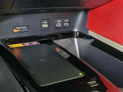 2025 Toyota Camry — photo 21 view