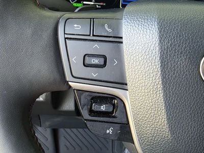 2025 Toyota Camry — photo 26 view