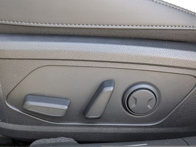 2026 Kia K5 — photo 38 view