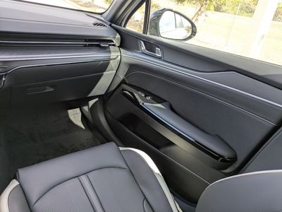 2026 Kia K5 — photo 32 view