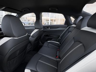 2026 Kia K5 — photo 37 view