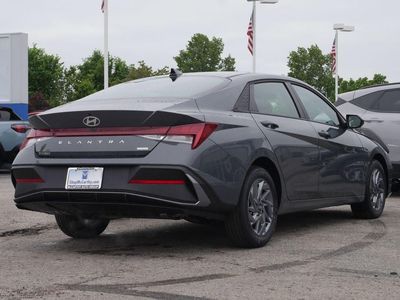 2026 Hyundai Elantra Hybrid - Photo 18
