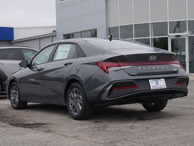 2026 Hyundai Elantra Hybrid - Photo 14
