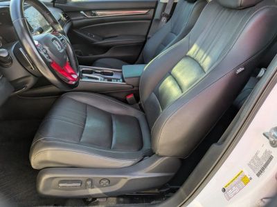 2022 Honda Accord — photo 11 view