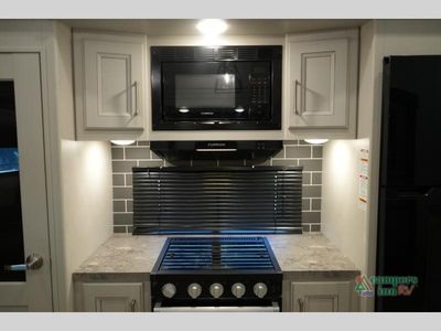 2024 Keystone RV Cougar - Photo 13