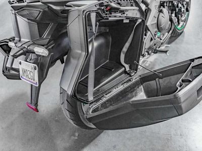 2022 Kawasaki Versys 650 ABS Metallic Spark Black/Metallic Flat Spark Black - Photo 11