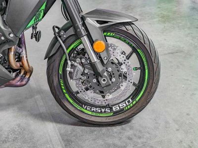 2022 Kawasaki Versys 650 ABS Metallic Spark Black/Metallic Flat Spark Black - Photo 14