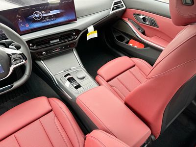 2026 BMW 3 Series — photo 18 view