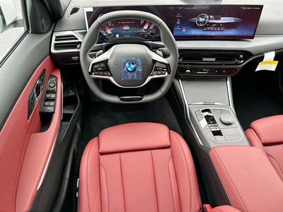 2026 BMW 3 Series — photo 17 view