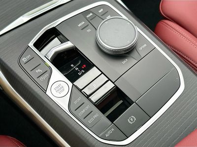 2026 BMW 3 Series — photo 14 view