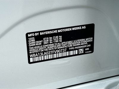 2026 BMW 3 Series — photo 27 view