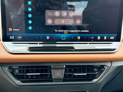 2026 Volkswagen Tiguan - Photo 35