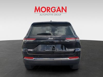 2023 Jeep Grand Cherokee — engine compartment view