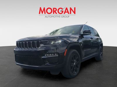 2023 Jeep Grand Cherokee — photo 9 view