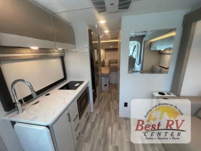 2026 Thor Motor Coach Vegas - Photo 28