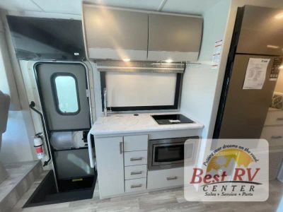 2026 Thor Motor Coach Vegas - Photo 34