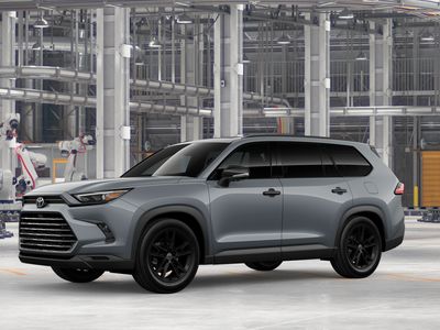 2026 Toyota Grand Highlander Hybrid - Photo 2