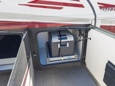 2027 Fleetwood DISCOVERY LXE — photo 30 view