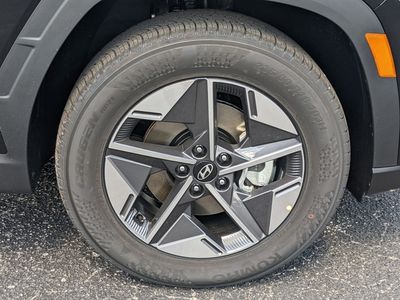 2026 Hyundai TUCSON — photo 11 view