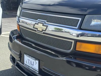 2013 Chevrolet Express - Photo 19