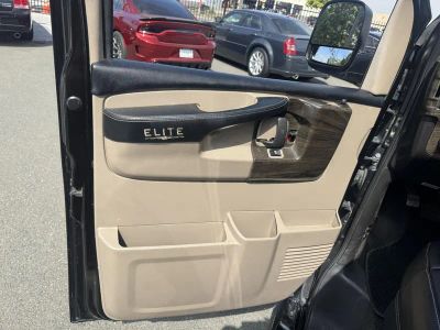 2013 Chevrolet Express - Photo 7