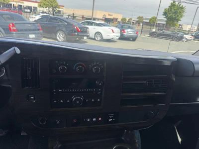 2013 Chevrolet Express - Photo 10