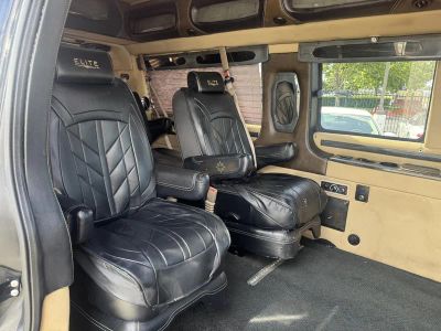 2013 Chevrolet Express - Photo 11
