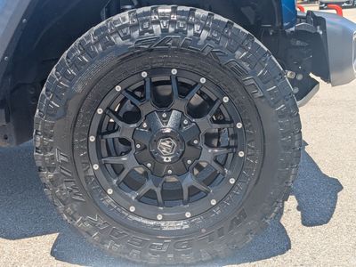 2022 Jeep Gladiator — photo 11 view